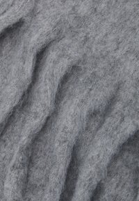 Gina Tricot CHUNKY SCARF - Cachecol - grey melange