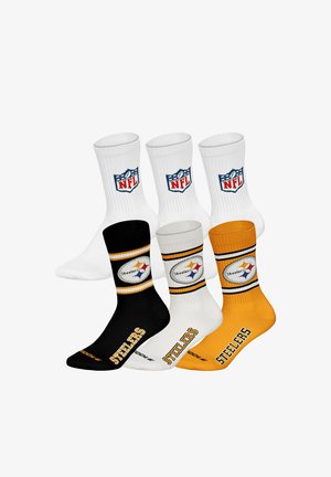 Sechs NFL-Socken, drei weiße mit NFL-Logo, drei mit Steelers-Logo in Schwarz, Weiß und Gelb mit dem Schriftzug „Steelers“ auf dem Fuß.