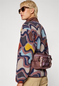 Patagonia Polárdzseki - multicolor