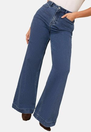 PLUS SIZE FIT - POCKET - Wide leg - mid wash