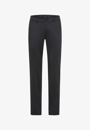 Donkergrijze geruite broek met een rechte snit, knoopsluiting en zijzakken. De stof heeft een subtiele textuur en patroon.