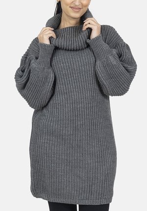 - Sukienka dzianinowa