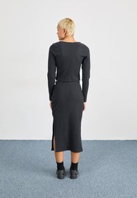 Nike Sportswear SKIRT - Saia lápis - black