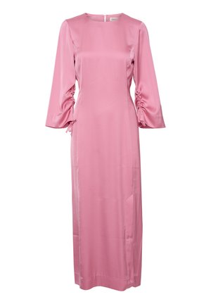 Abito lungo in satin rosa con scollatura rotonda, maniche lunghe con dettagli arricciati e una zip discreta sul retro. Texture liscia in tutto l'abito.