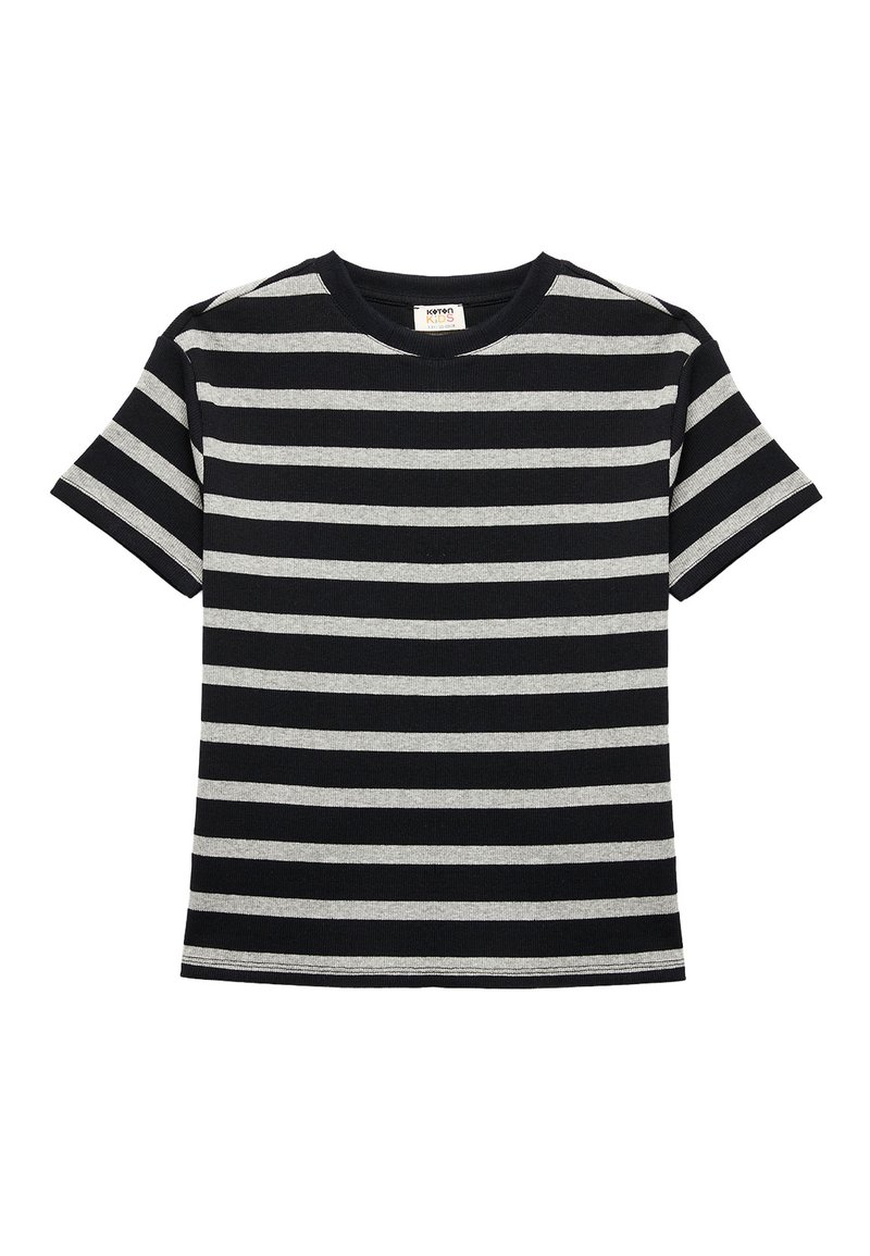 Czarny i szary, pasiasty t-shirt z krótkim rękawem, o prążkowanej fakturze i okrągłym dekolcie. Widok z przodu, bez dodatkowych szczegółów czy zdobień.