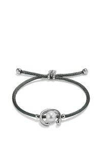 Bracelet ajustable présentant un cordon gris foncé, un accent en métal argenté poli en forme de tourbillon, et un détail central en perle blanche.