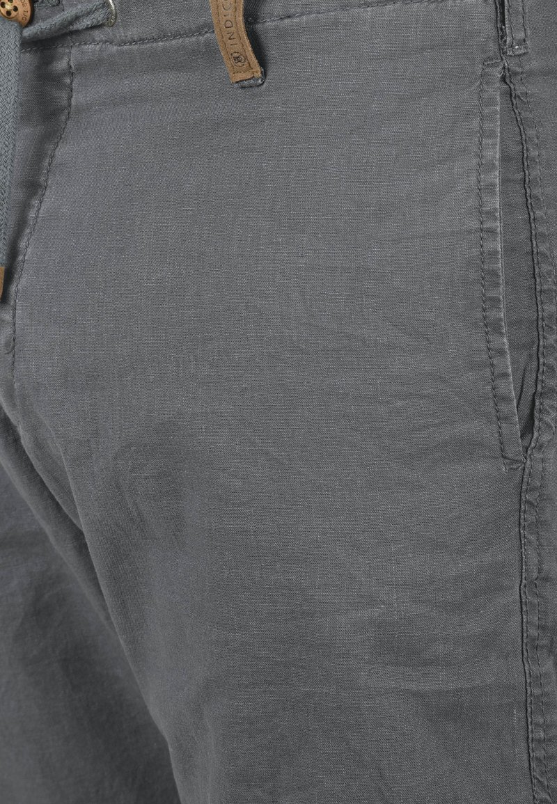 Herren Chinos | INDICODE JEANS IDIVES Stoffhose grey/grau - XL65759 Herren Chinos | INDICODE JEANS IDIVES Stoffhose grey/grau - XL65759