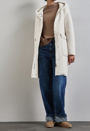 Wintermantel - off-white
