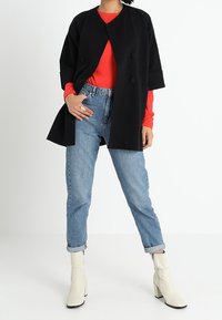 OPUS Neule - red