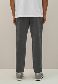 Next CORDUROY TROUSERS REGULAR FIT - Kalhoty - grey