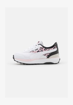 CRUISE RIDER SUMMER ROAR - Joggesko - white/chalk pink/black