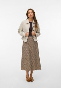 Non sélectionné, silver mink