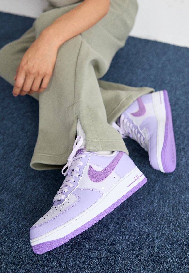 Nike Sportswear AIR FORCE 1 - Trainers - hydrangeas/black raspberry ...