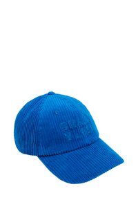 Gorra de béisbol azul de pana con visera curva y texto sutilmente en relieve en el panel frontal.