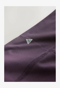 Selected, chocolate brown