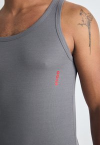 HUGO TANK TWIN 2 PACK - Unterhemd/-shirt - black/dark grey