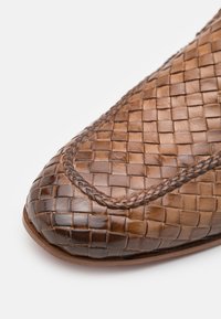 Melvin & Hamilton CLIVE 22 - Scarpe senza lacci - rich tan/orange