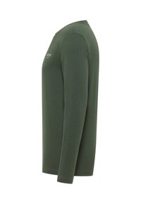 Langærmet grøn T-shirt lavet af blødt stof, med rund halsudskæring og et lille logo på brystet, glat tekstur og tætsiddende pasform.