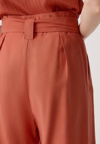 comma AUS STRETCH - Szorty