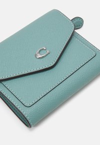 COACH CROSSGRAIN SMALL WALLET - Πορτοφόλι - aquamarine