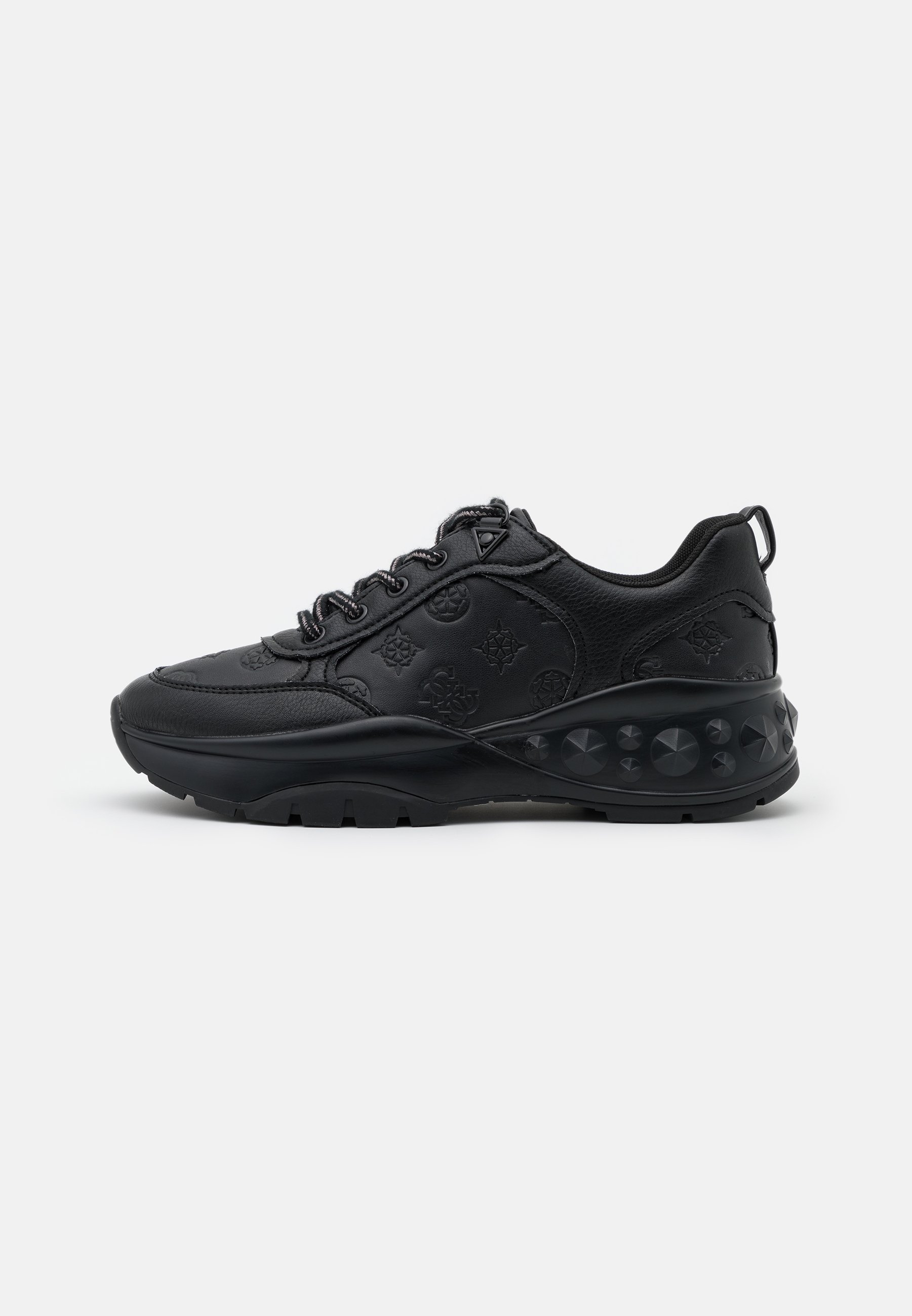 Guess Skor online. Köp dina skor på ZALANDO.se Guess Skor online. Köp dina skor på ZALANDO.se
