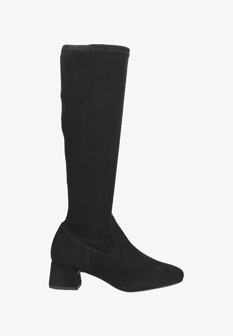 Stivale nero fino al ginocchio in morbida pelle scamosciata, con tacco a blocco, punta appuntita e un design senza cuciture con dettagli di cucitura minimi.