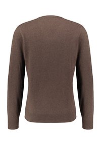 Brauner Pullover mit langen Ärmeln, gerippten Bündchen, Saum und Kragen, von der Rückseite auf einem weißen Hintergrund gezeigt.