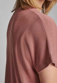 Nümph T-shirt basic