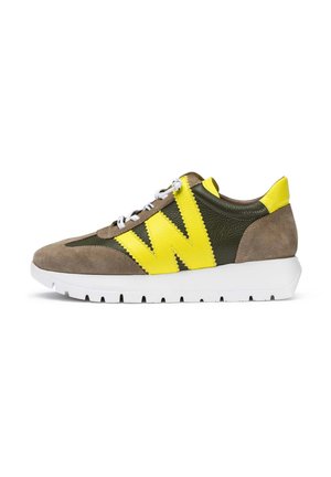 WONDERS Zapatillas - brown