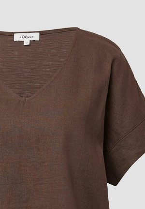Braunes Leinenoberteil mit V-Ausschnitt, kurzen Ärmeln und lockerer Passform. Verfügt über eine subtile Textur und gestickte Details entlang des Ausschnitts.