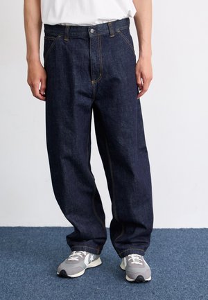 SINGLE KNEE PANT - Brīva piegriezuma džinsi - blue rinsed