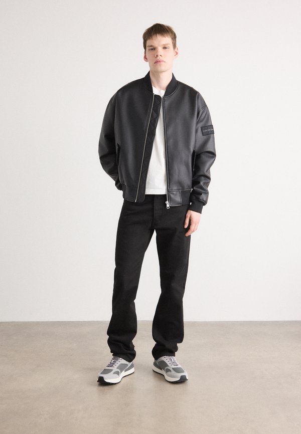 TECHNICAL RUNNER  - Trainers - granite road4