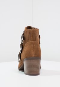 Dorothy Perkins Botines camperos - brown