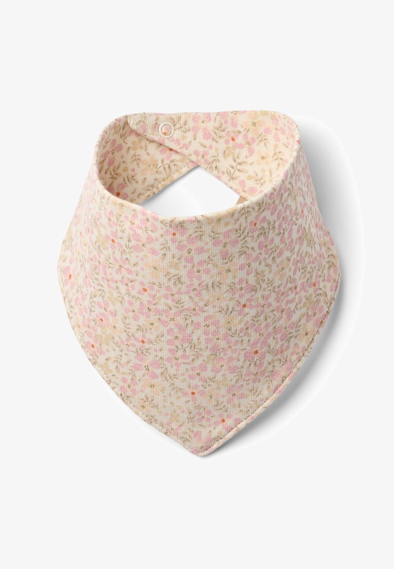 Bavoir pour bébé en tissu doux avec motif floral rose et beige, forme triangulaire, et fermeture à bouton pression sur fond blanc.