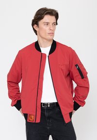 Non sélectionné, red