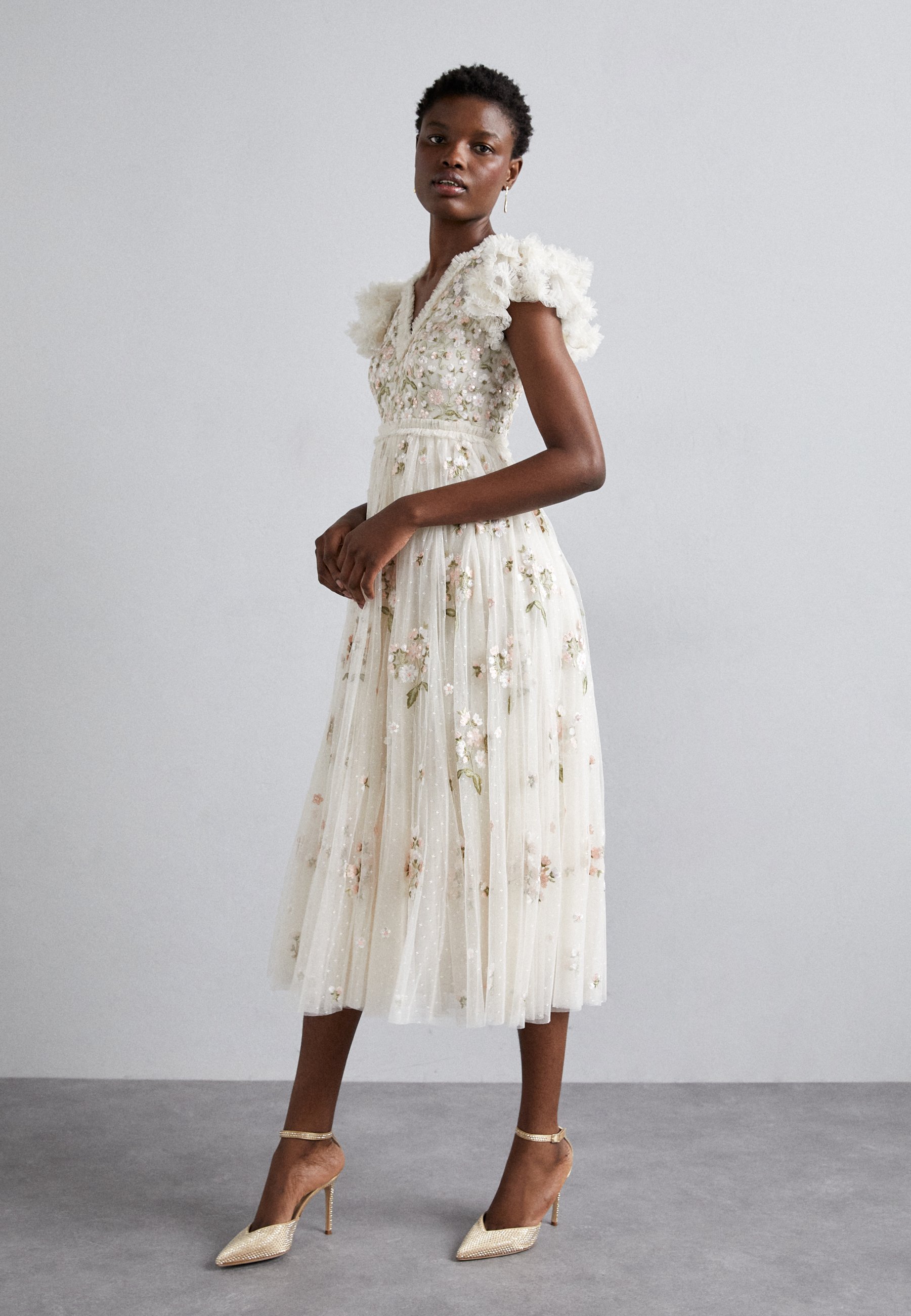needle and thread cocktail dresses & POSY V NECK BALLERINA DRESS - dress / Party dress shine foil hold-heavy Color:light pink/silver Black Maxi - Showit V neck