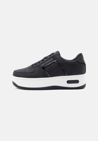 Επιλέχθηκε, black