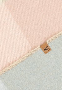 camel active MIT KARIERTEM MUSTER - Sjal / Tørklæder - vanille check