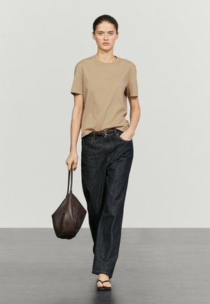 Massimo Dutti, REGULAR FIT SHORT SLEEVE T-SHIRT - T-Shirt basic - sand