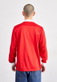 adidas Originals Polo - better scarlet