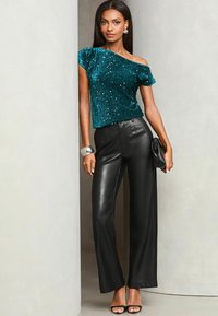 Lipsy SEQUIN SLASH - REGULAR FIT - Bluză - green