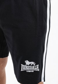 Lonsdale NORMALE PASSFORM MARWICK - Pantaloni sportivi - black white