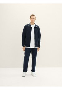 Front Break Hose Dorman H621540 Brake Hydraulic Hose Compatible