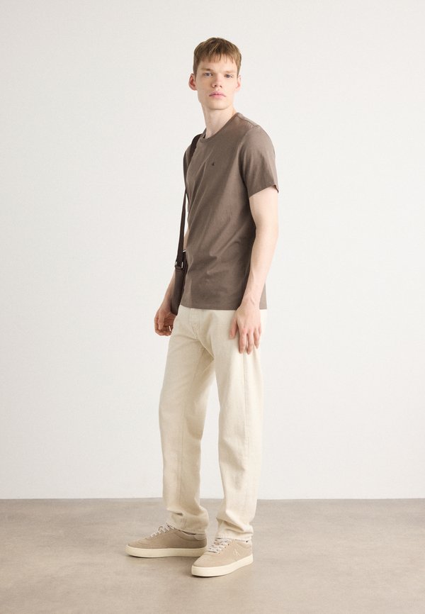 SMOOTH SOLID TEE - Basic T-shirt - morel4