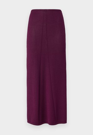 Knit maxi skirt in deep purple with a straight silhouette, featuring a rear slit for added movement and a smooth finish.
