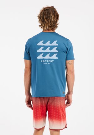 Protest DEER - Print T-shirt - raku blue