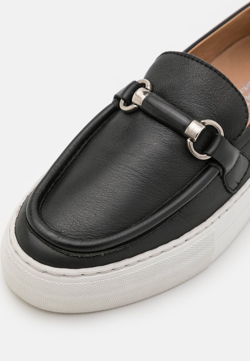 Damen Halbschuhe | Pavement SANDRA Slipper black/schwarz - EY32486 Damen Halbschuhe | Pavement SANDRA Slipper black/schwarz - EY32486
