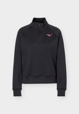 Sudadera negra de manga larga con cremallera de un cuarto y logo rosa de Mizuno en el pecho izquierdo, con cuello alto y puños acanalados.