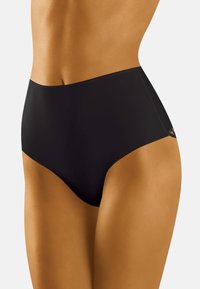 Magas derekú fekete alsónemű sima anyagból, csipke díszítéssel az oldalakon, elegáns dizájnnal és kényelmes viselettel.