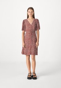 Vero Moda VMALBA SHORT DRESS - Dienas kleita - fired brick